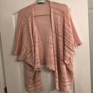 Pink knitted kimono